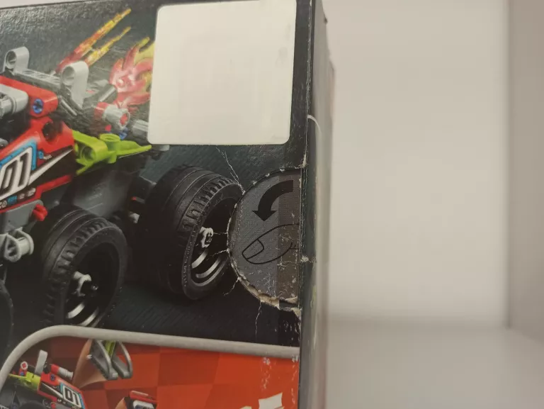 ZESTAW LEGO TECHNIC 42072 WYŚCIGÓWKA