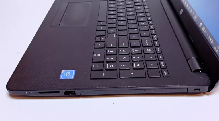 LAPTOP HP 15 15-RA048NW / CELERON / 8GB / 256 SSD