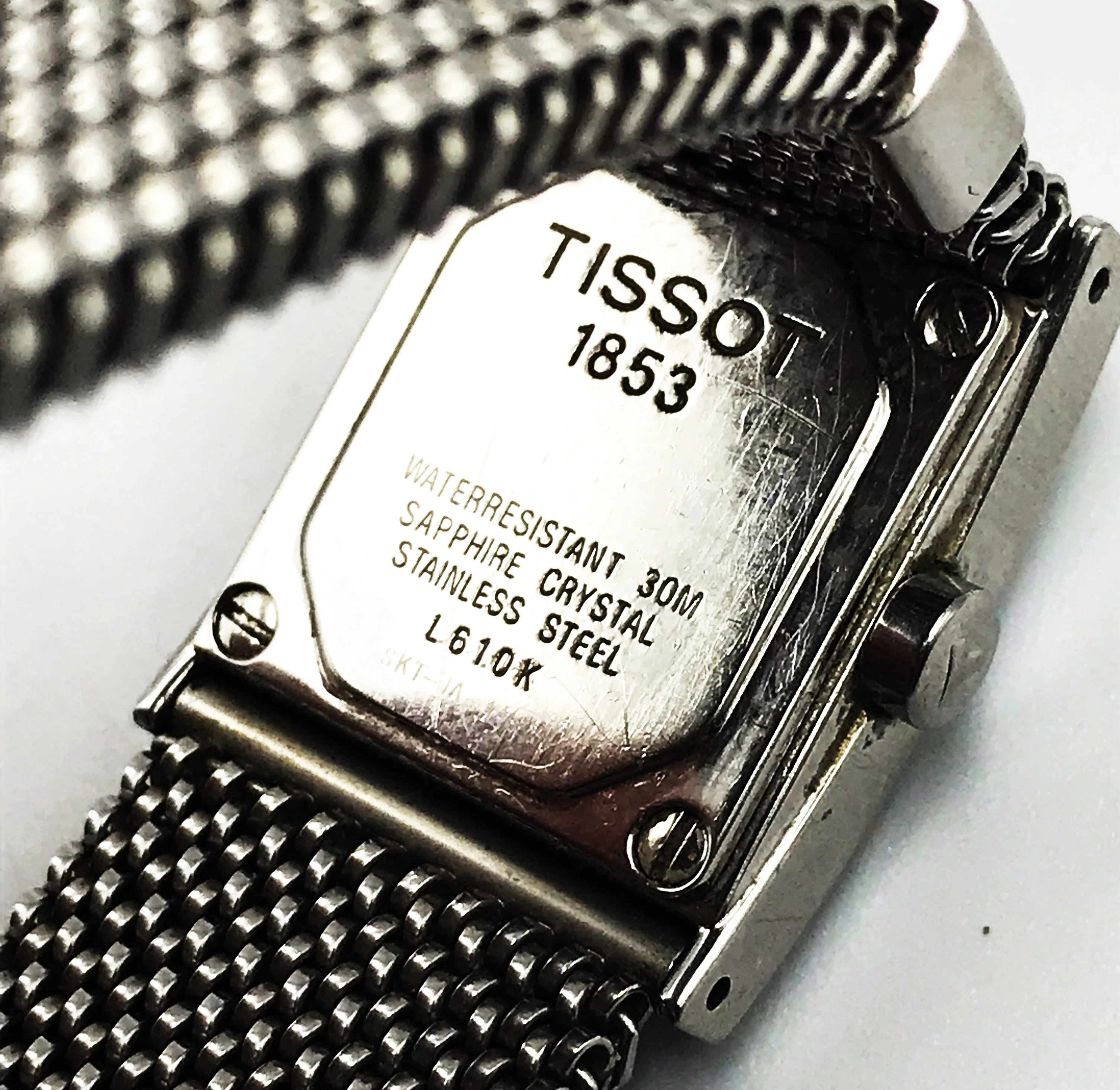 zegarek-damski-tissot-1853-l610k-mechanizm-kwarcowy