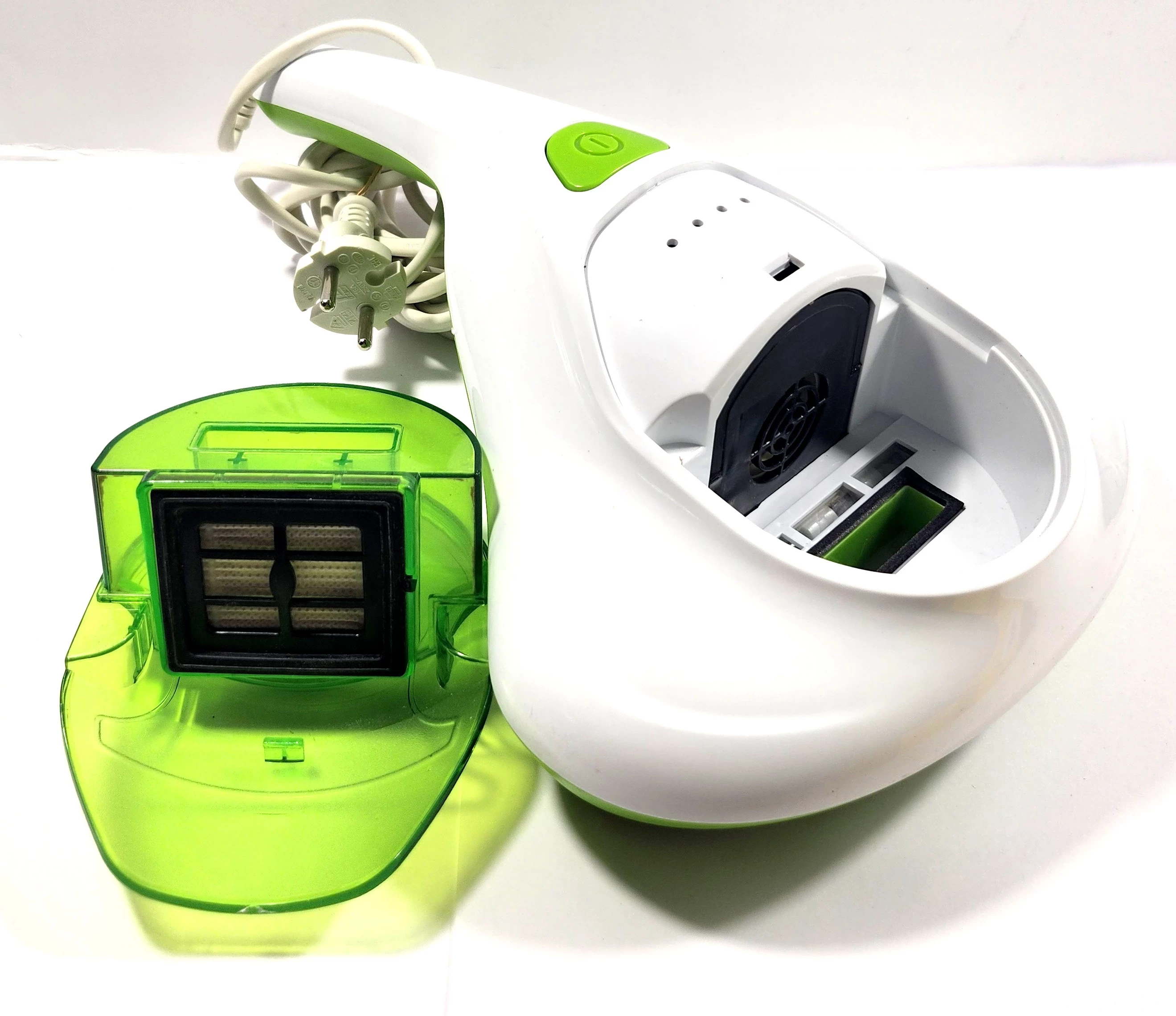 odkurzacz-reczny-maxxmee-z-lampa-uv-c-300w-pojemnosc-zbiornika-na-kurz-1