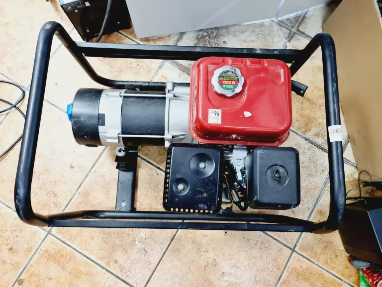 AGREGAT  PEZAL PGG3200XS 3KW ODBIÓR OSOBISTY