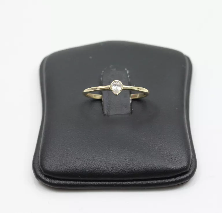 zloty-pierscionek-z-cyrkonia-p585-14k-133g-r18-rozmiarsrednica-wew-mm-372-17