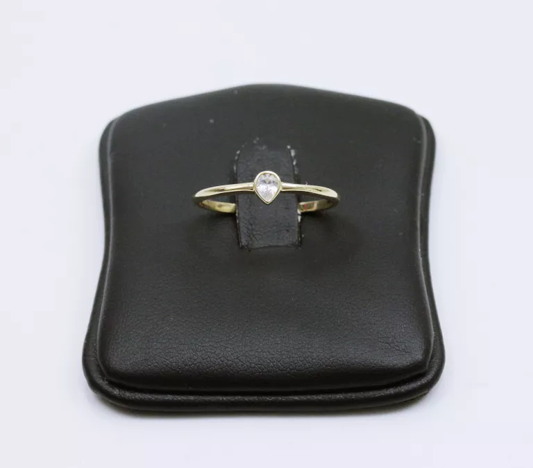 zloty-pierscionek-z-cyrkonia-p585-14k-133g-r18-rodzaj-2205-2