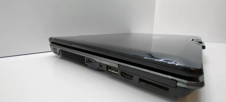 LAPTOP ASUS X57V / ŁADOWAKRA