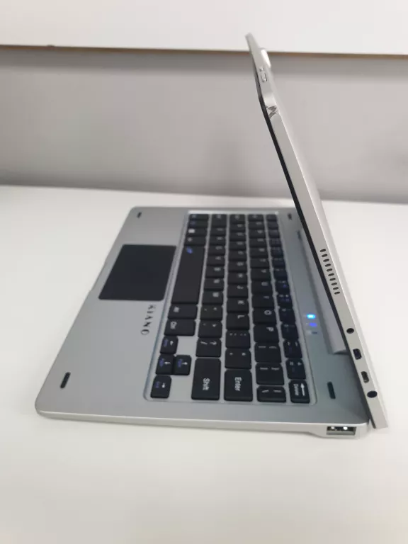 TABLET LAPTOP 2W1 KIANO INTELECT X3 2/32GB WIN10