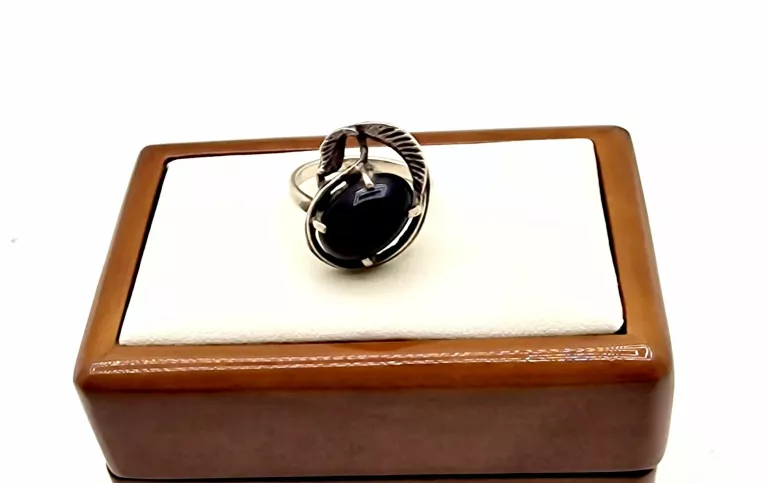 SREBRNY PIERŚCIONEK 875 4,21G