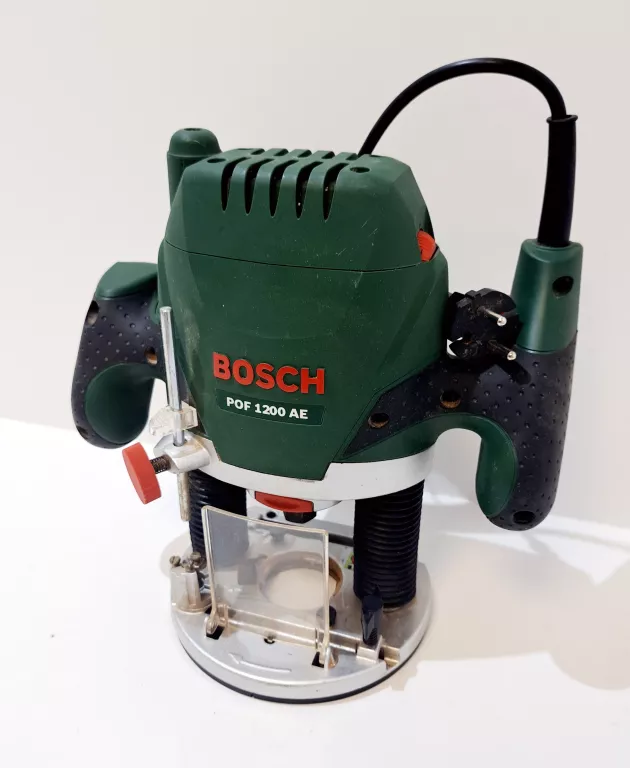 Fresadora de superficie Bosch POF 1200 AE 1200W