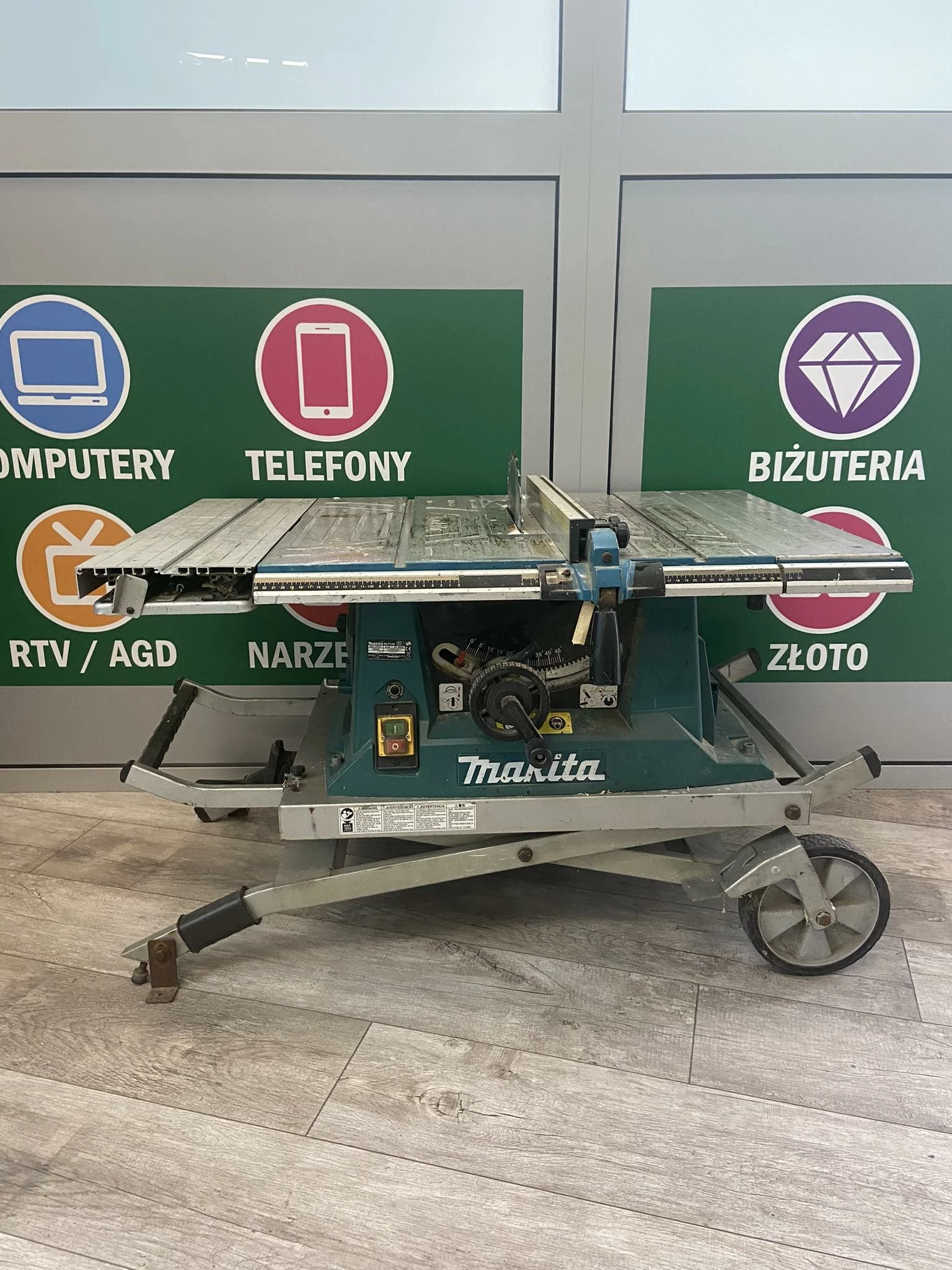 pila-makita-mlt100-ze-stolem-bydgoska-1a-pila