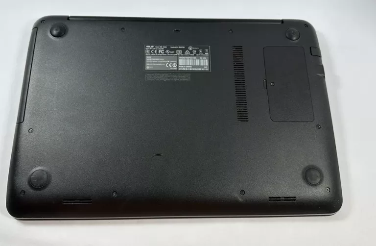 laptop-asus-r558u-1tb4gb-typ-dysku-twardego-hdd