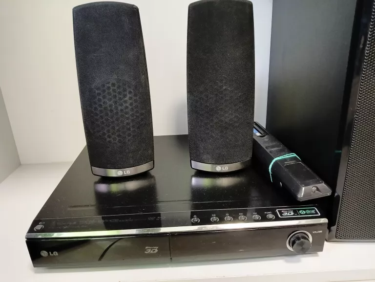 KINO DOMOWE LG HX 806PE