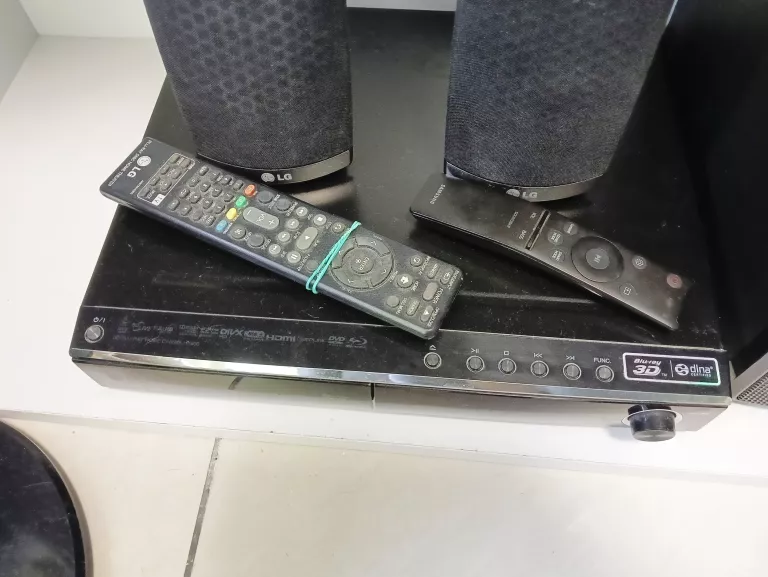 KINO DOMOWE LG HX 806PE