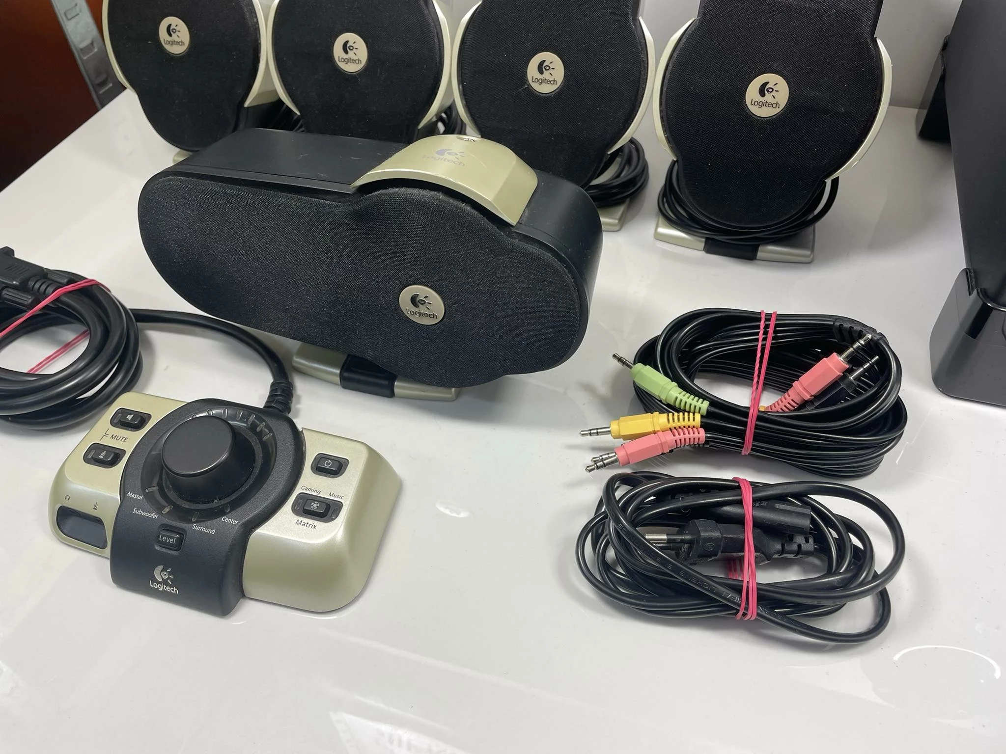 glosniki-logitech-g51-51-stan-uzywany