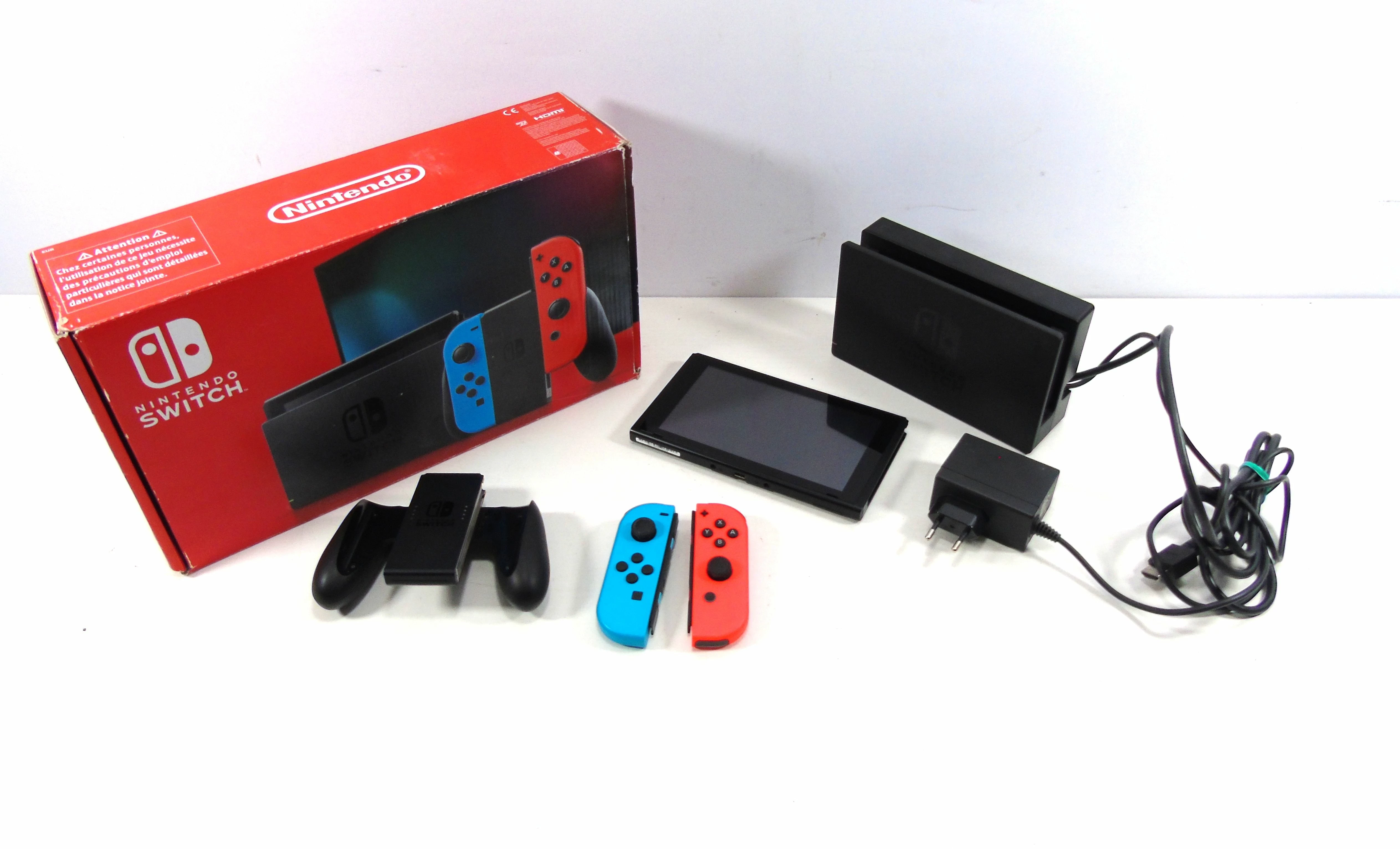 kapitalna-konsola-nintendo-switch-komplet-plac-wolnosci-6-zuromin