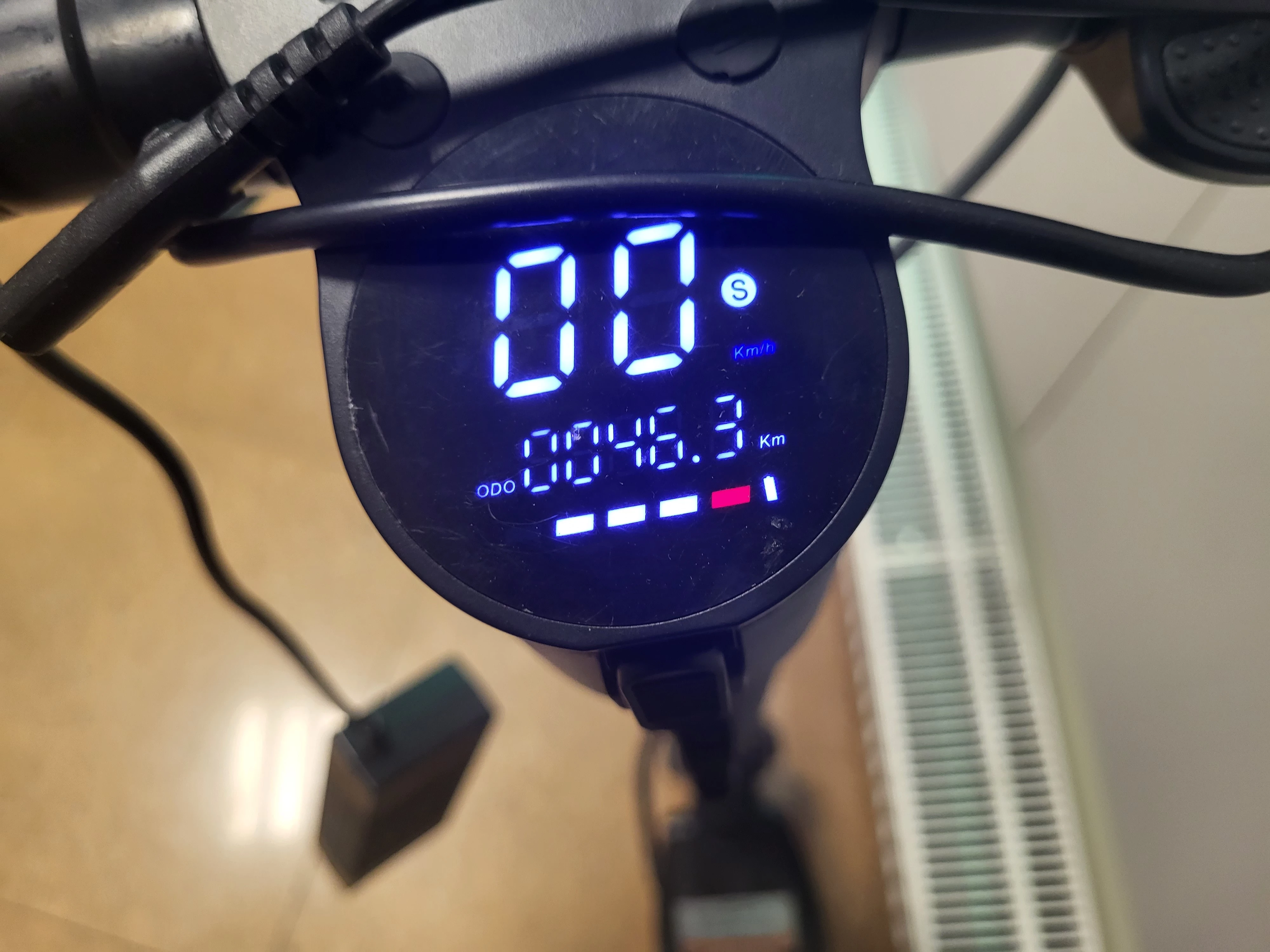 hulajnoga-elektryczna-indiana-es-700-model-r2