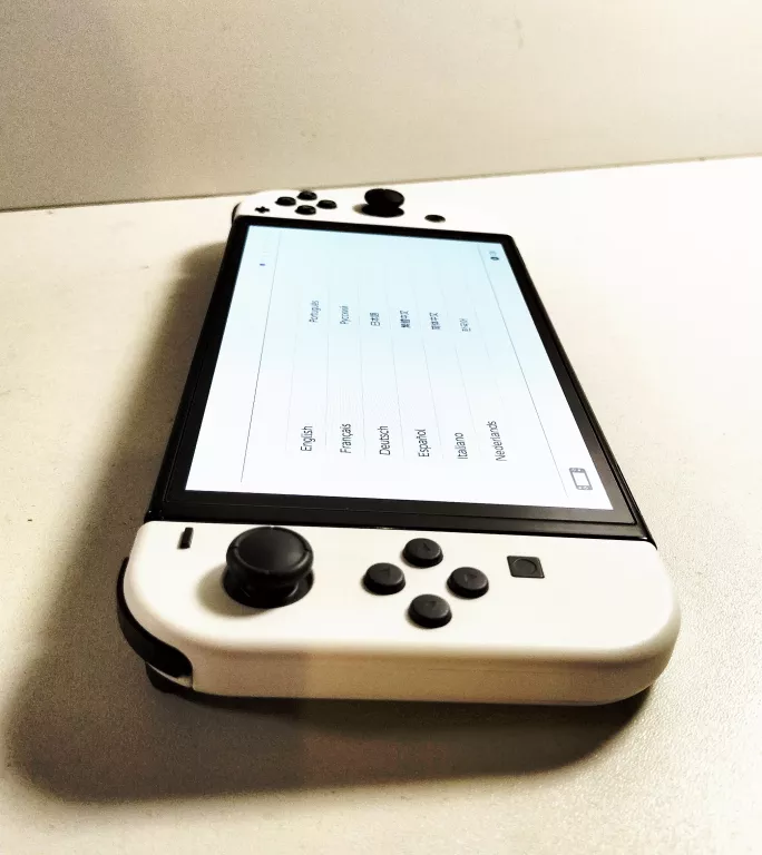 KONSOLA NINTENDO SWITCH OLED BIAŁY