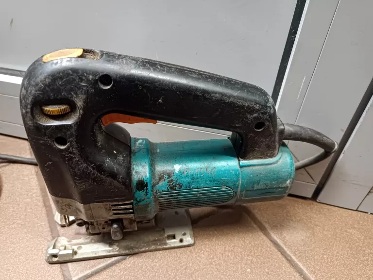 WYRZYNARKA MAKITA 4304