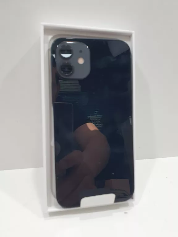 telefon-iphone-12-komplet-kod-producenta-mgja3pma