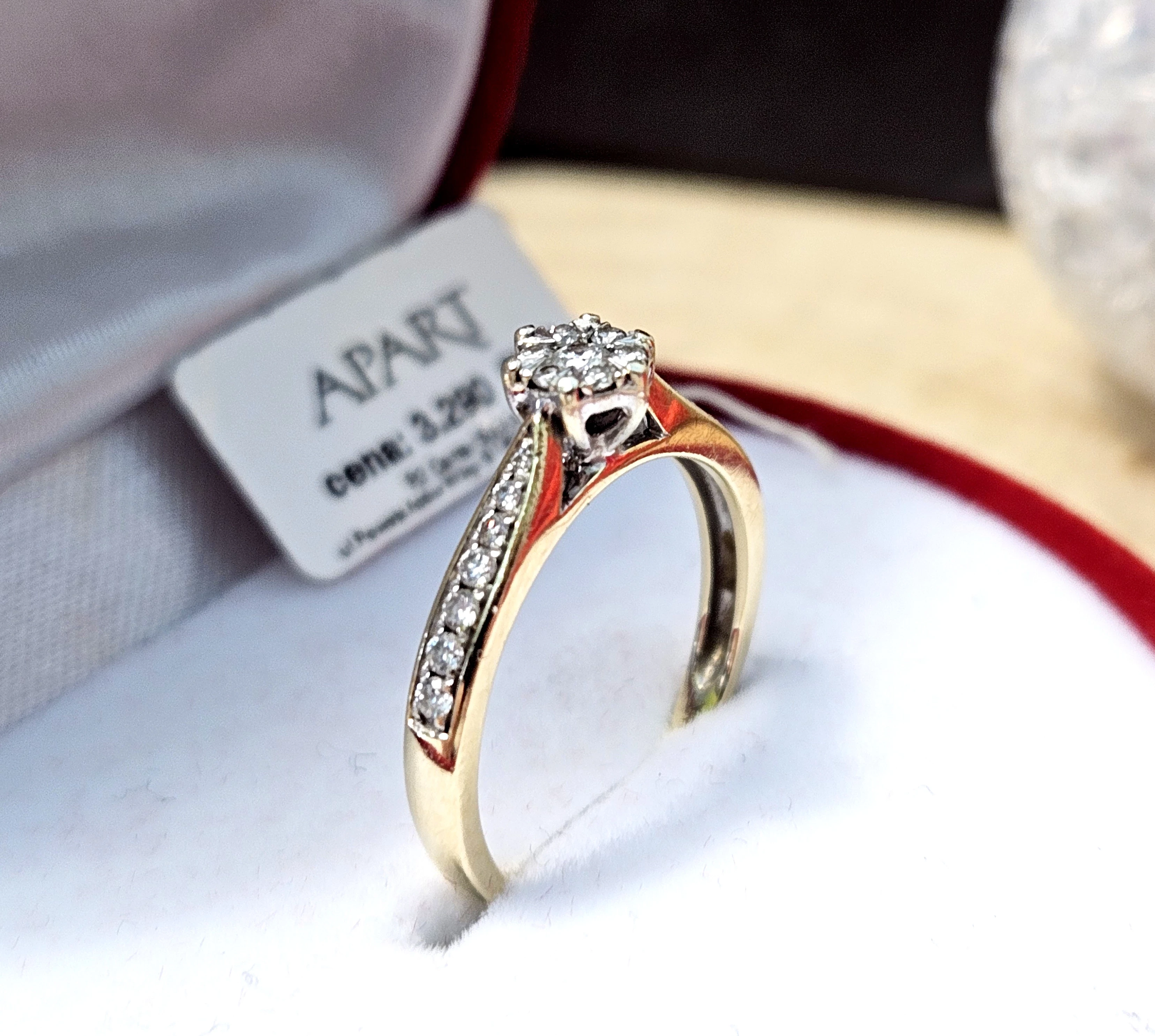 zloty-pierscionek-apart-254g-21szt-brylant-cechy-brak