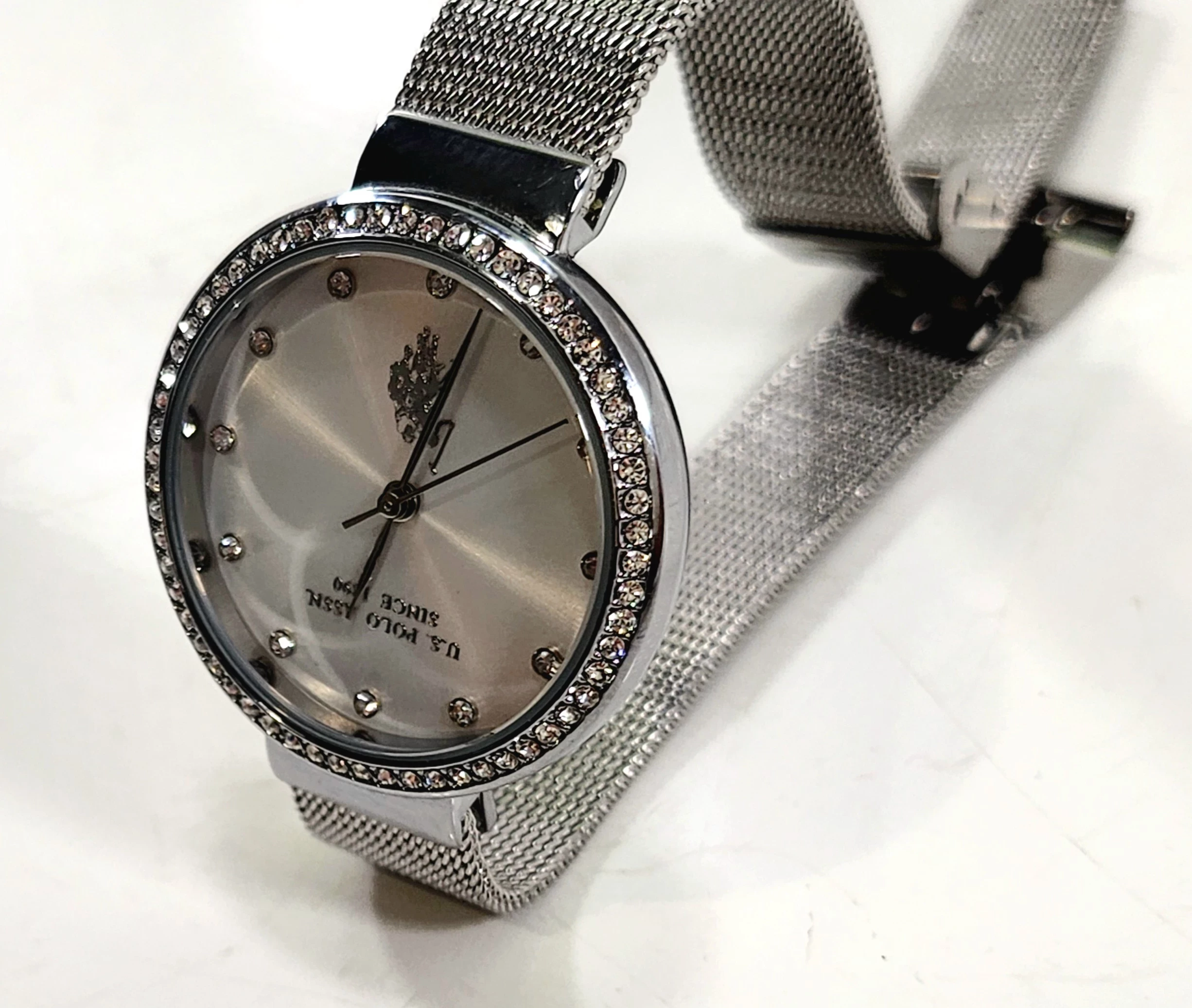 zegarek-damski-us-polo-assn-funkcje-wodoszczelny