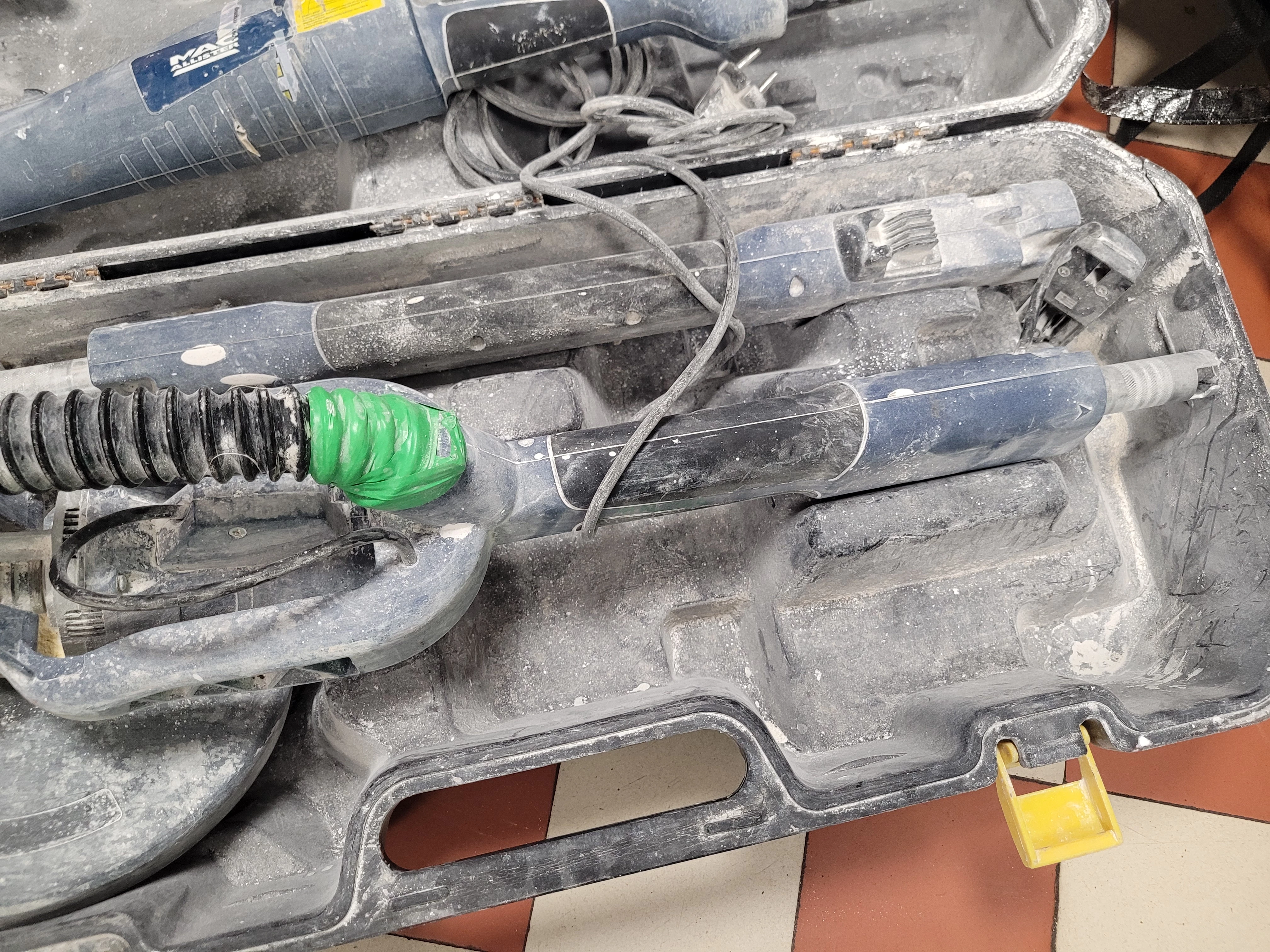 szlifierka-do-gipsu-macallister-mds600-rodzaj-zasilania-sieciowe