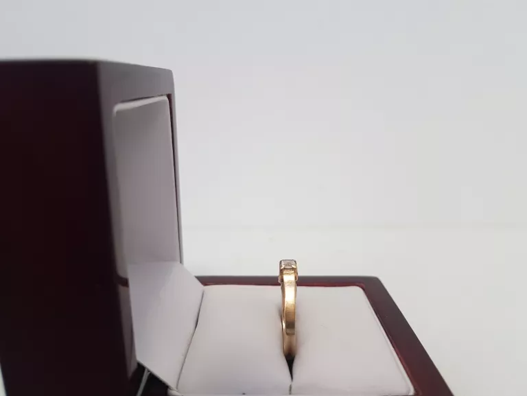 zloty-pierscionek-rodzaj-wyrob-jubilerski