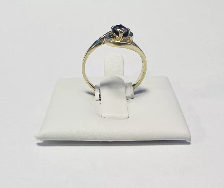 ZŁOTY PIERŚCIONEK 1,80G 333 R:13