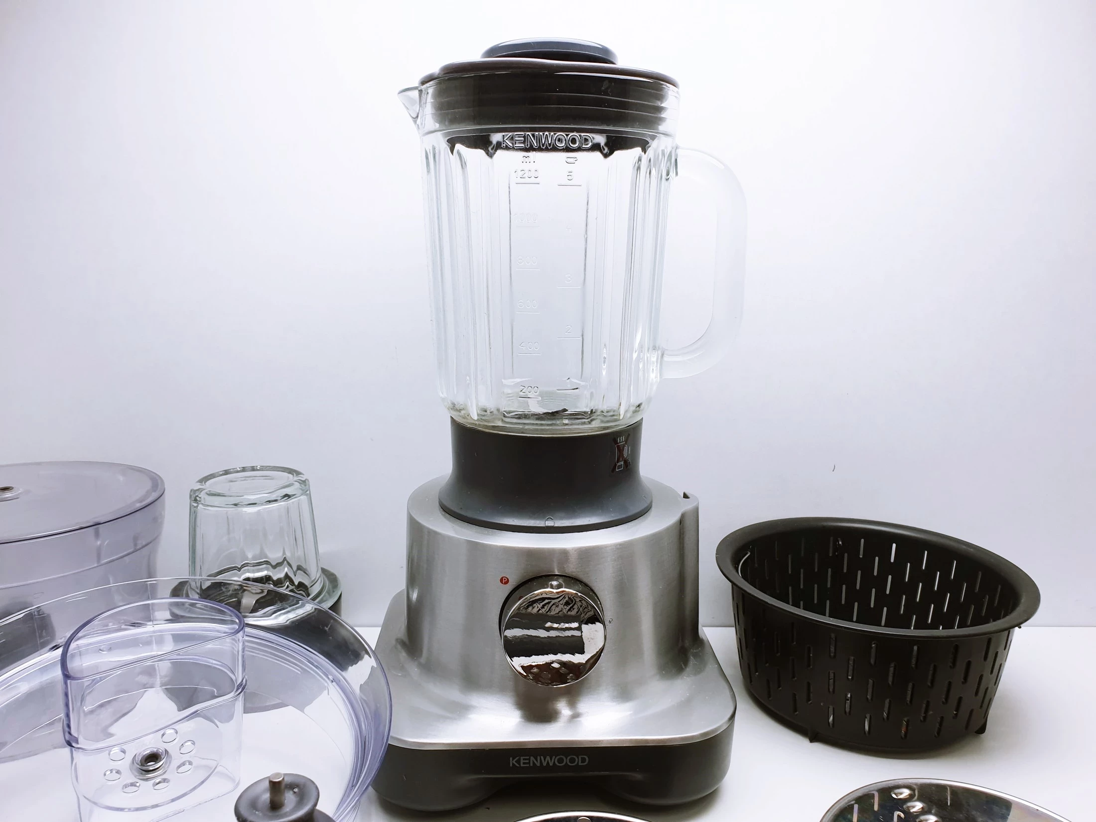 robot-kuchenny-kenwood-fpm-25-stan-uzywany