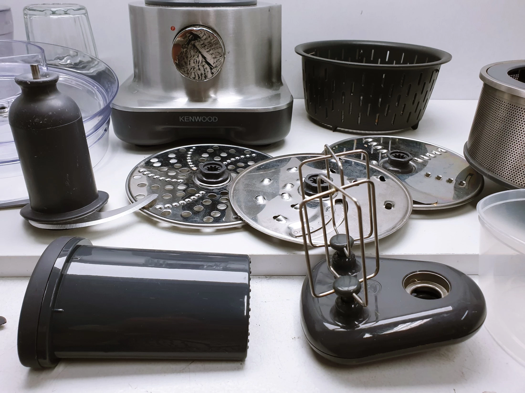 robot-kuchenny-kenwood-fpm-25-moc-750