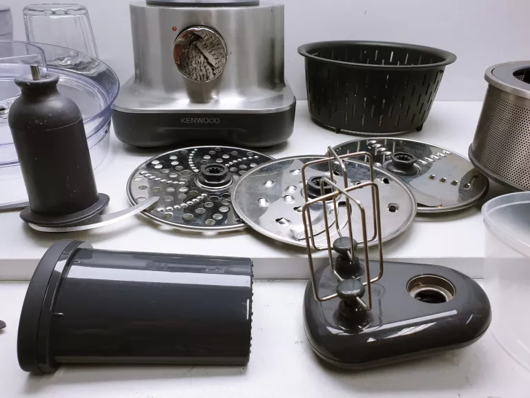 robot-kuchenny-kenwood-fpm-25-moc-750