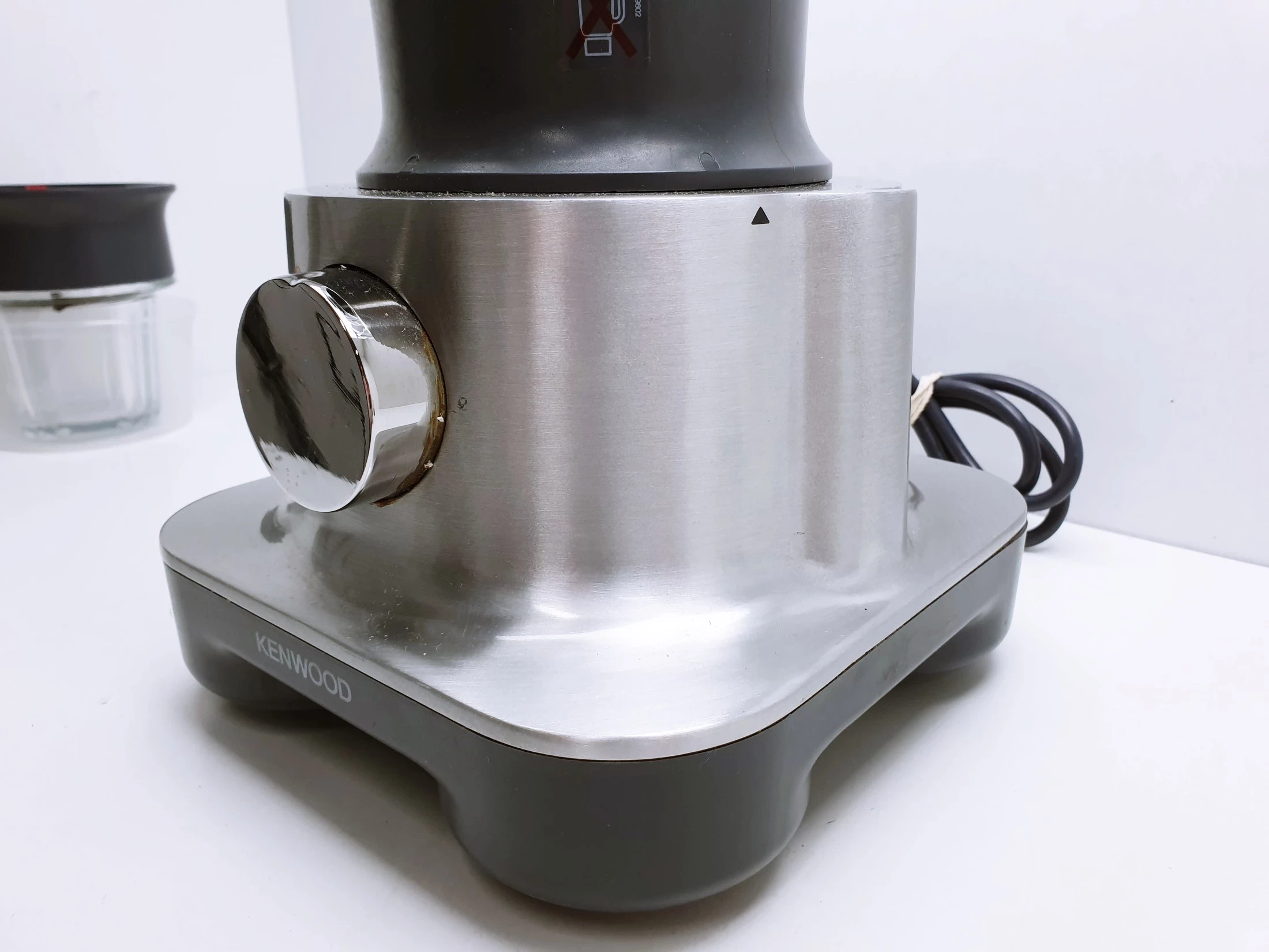 robot-kuchenny-kenwood-fpm-25-stan-uzywany