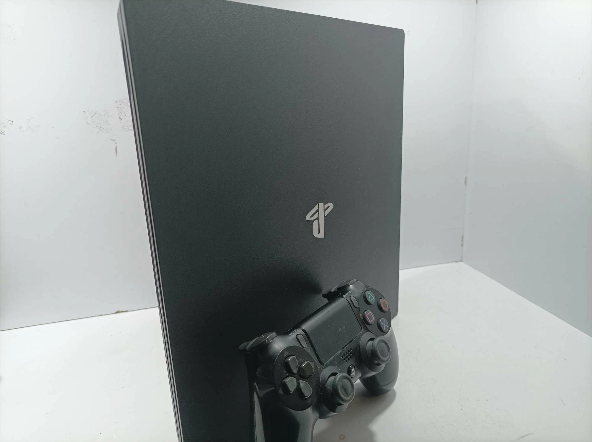 konsola-ps4-pro-bielska-45-plock