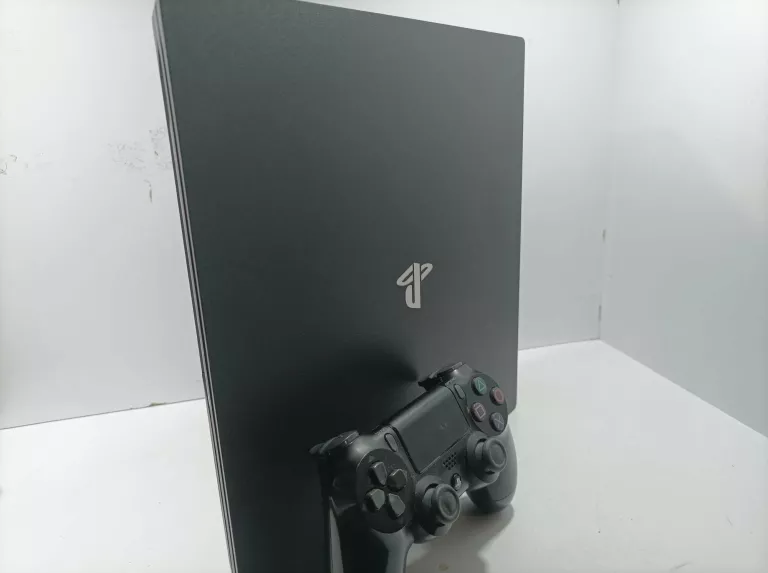 konsola-ps4-pro-bielska-45-plock