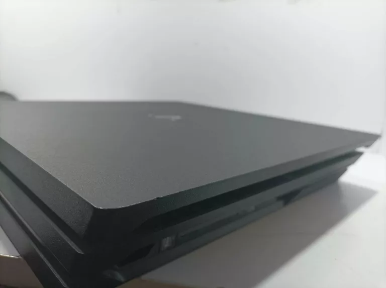 konsola-ps4-pro-ean-gtin-711719753216