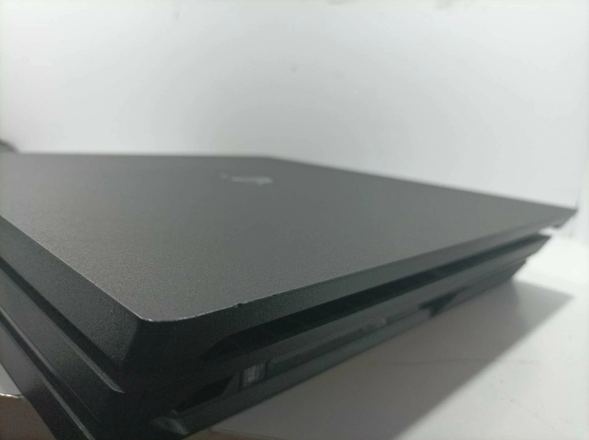 konsola-ps4-pro-kolor-czarny