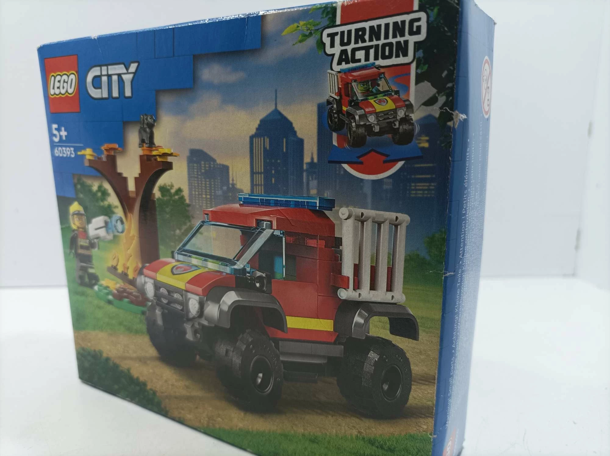 lego-60393-city-woz-strazacki-4x4-misja-ratunkow-stan-powystawowy