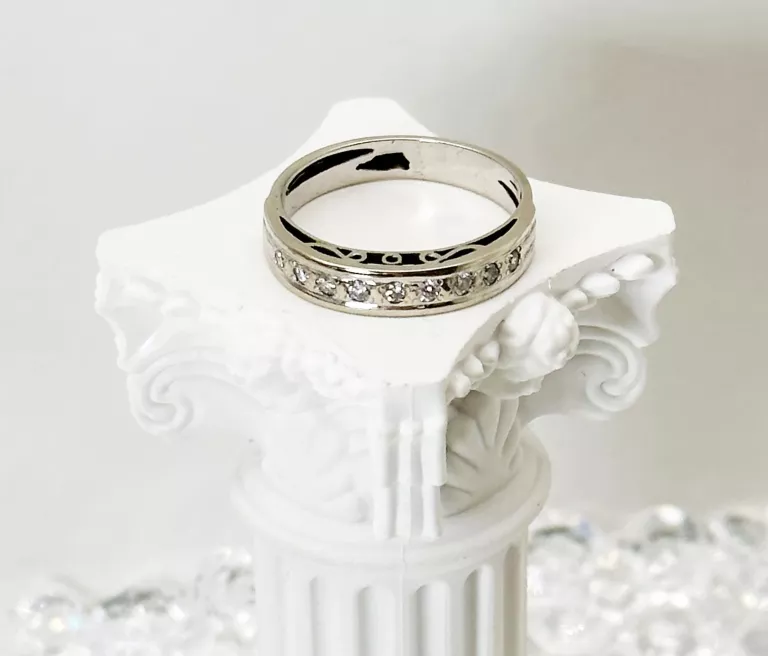 pierscionek-z-brylantami-biale-zloto-585-r16-346-stan-uzywany