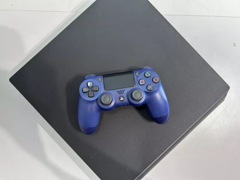 KONSOLA SONY PS4 PRO 1TB