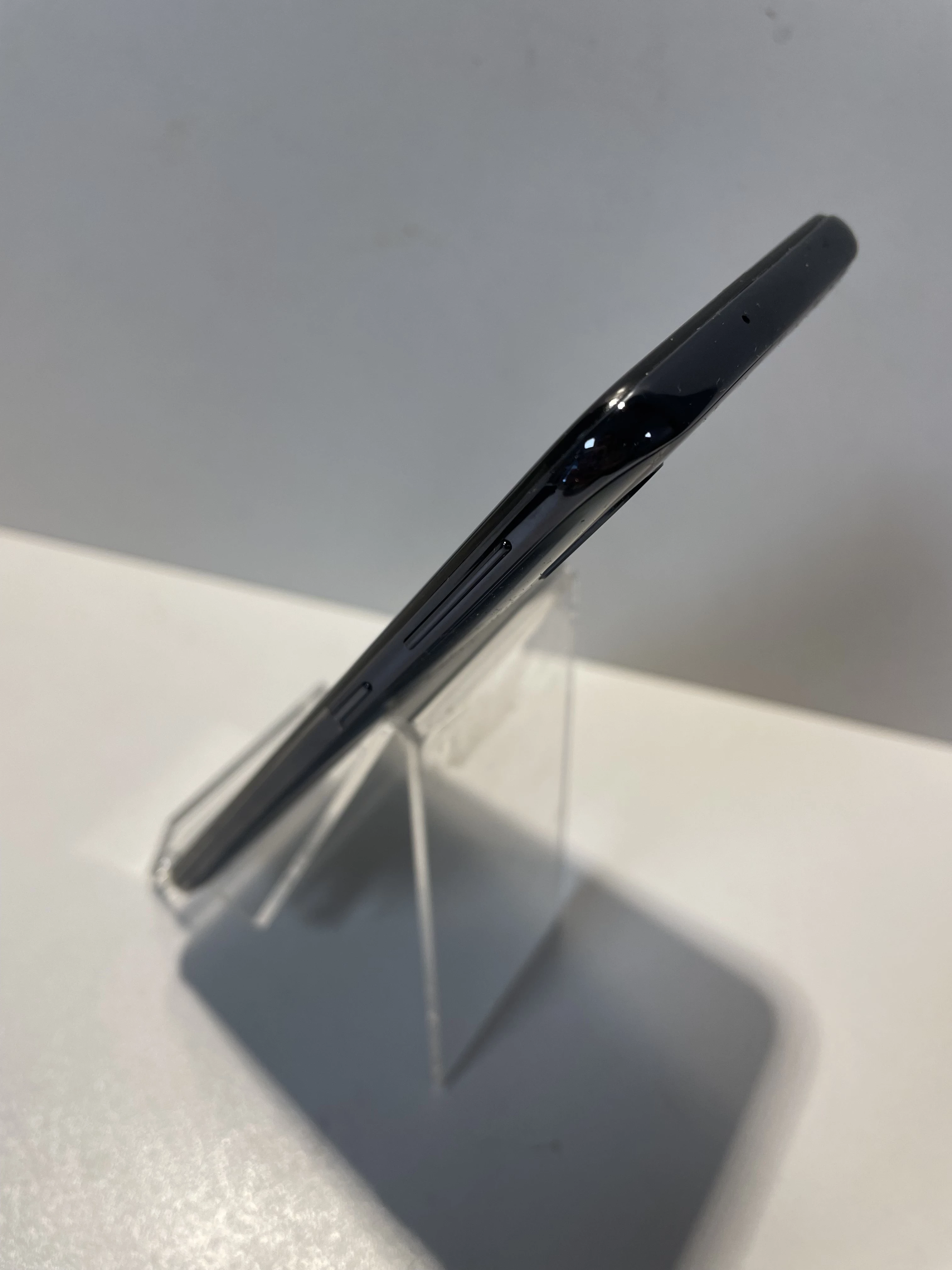 telefon-samsung-galaxy-a40-typ-smartfon