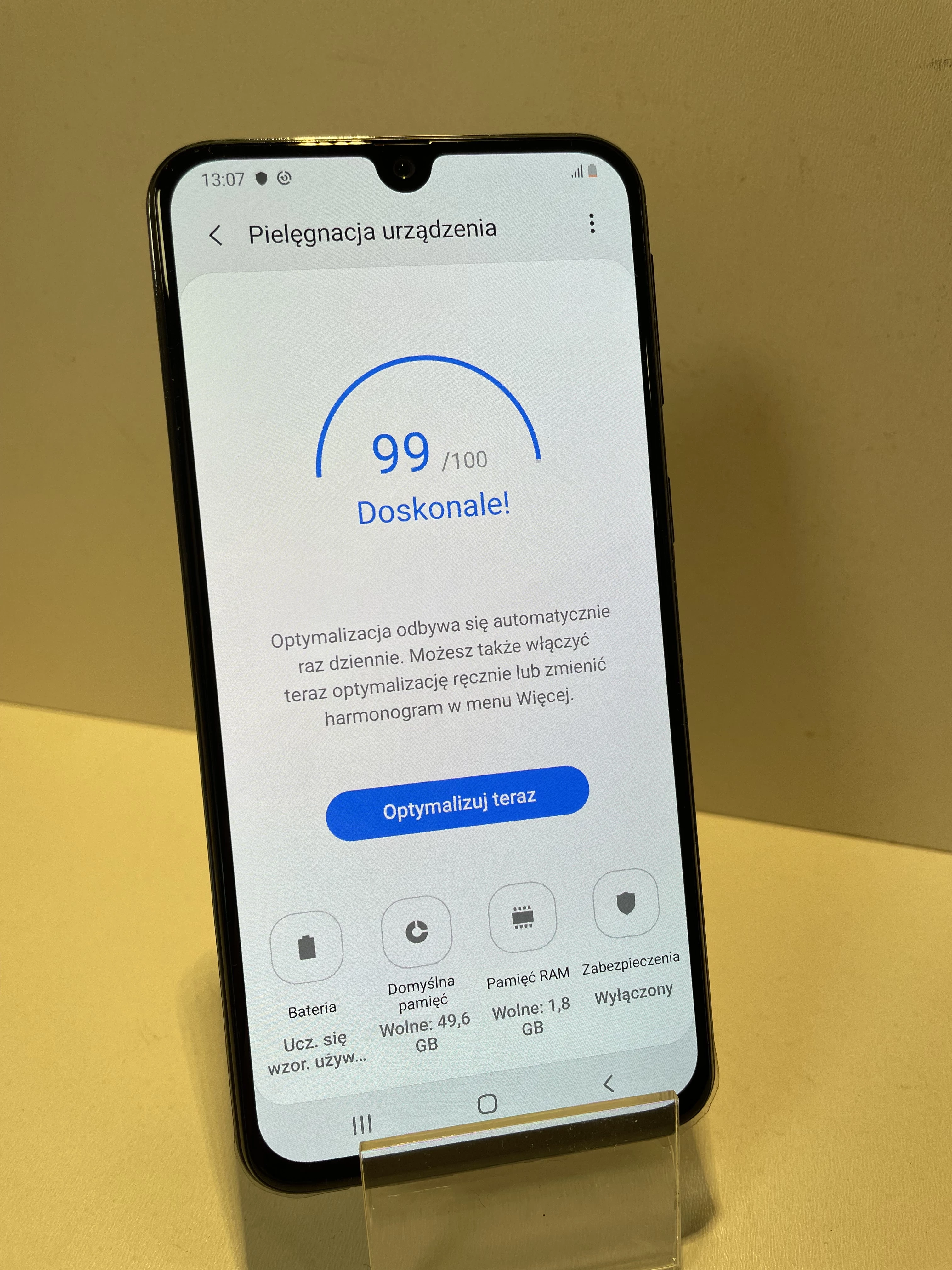 telefon-samsung-galaxy-a40-przekatna-ekranu-59