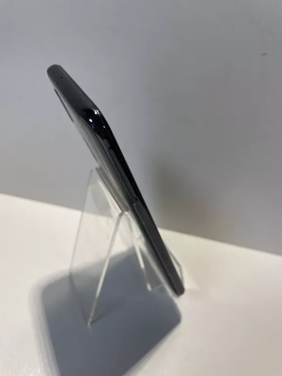 telefon-samsung-galaxy-a40-ean-gtin-8806090013478