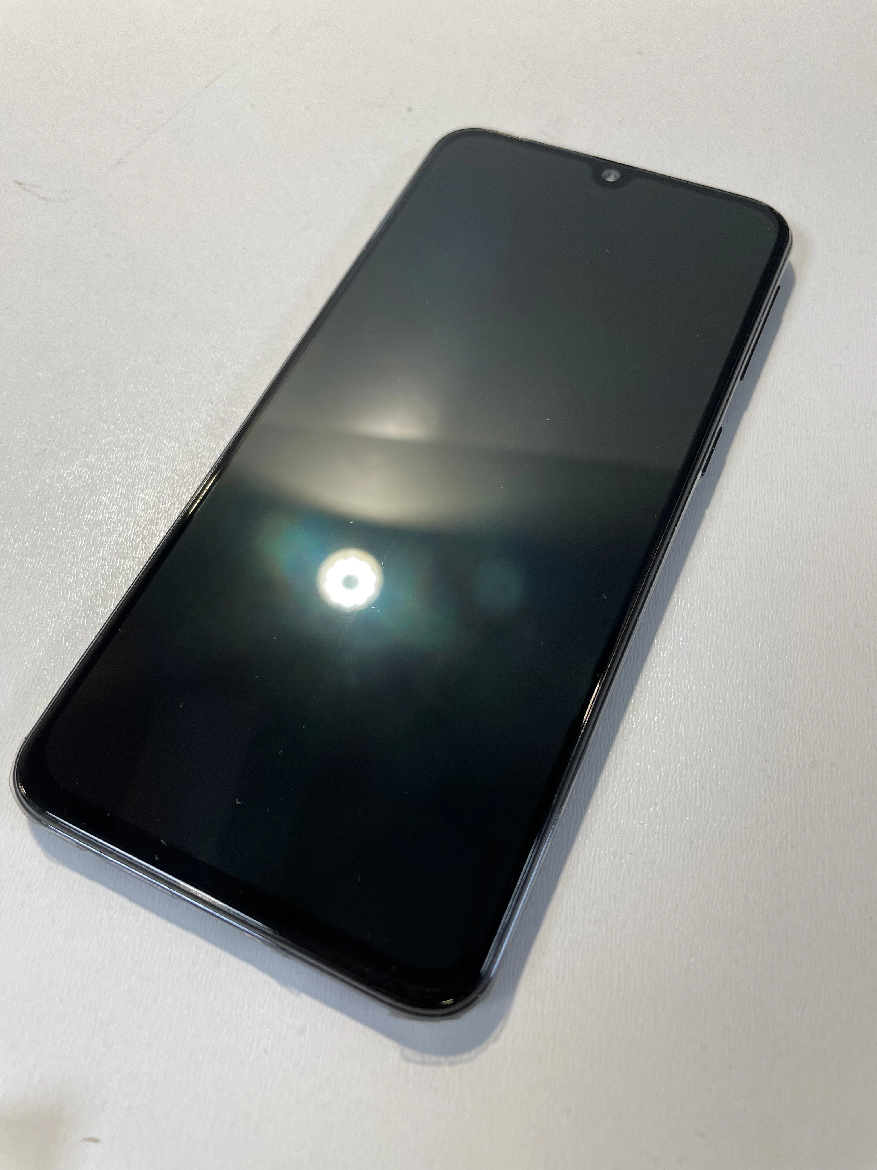 telefon-samsung-galaxy-a40-kod-producenta-sm-a405f