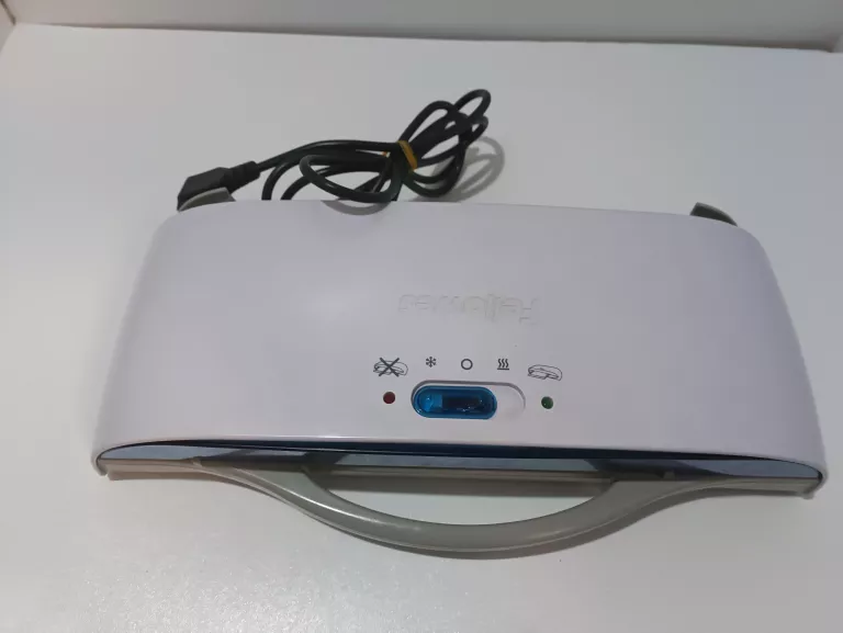 FELLOWES COSMIC A4 LAMINATOR