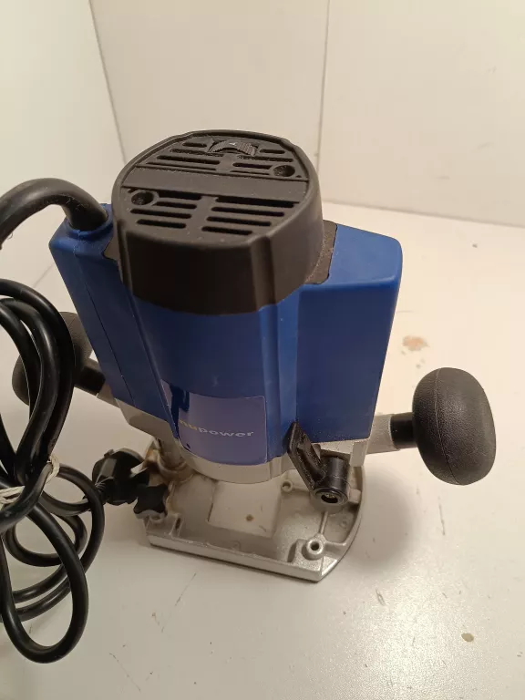 frezarka-gornowrzecionowa-nutool-nupower-nup6-rodzaj-frezarki-gornowrzecionowa