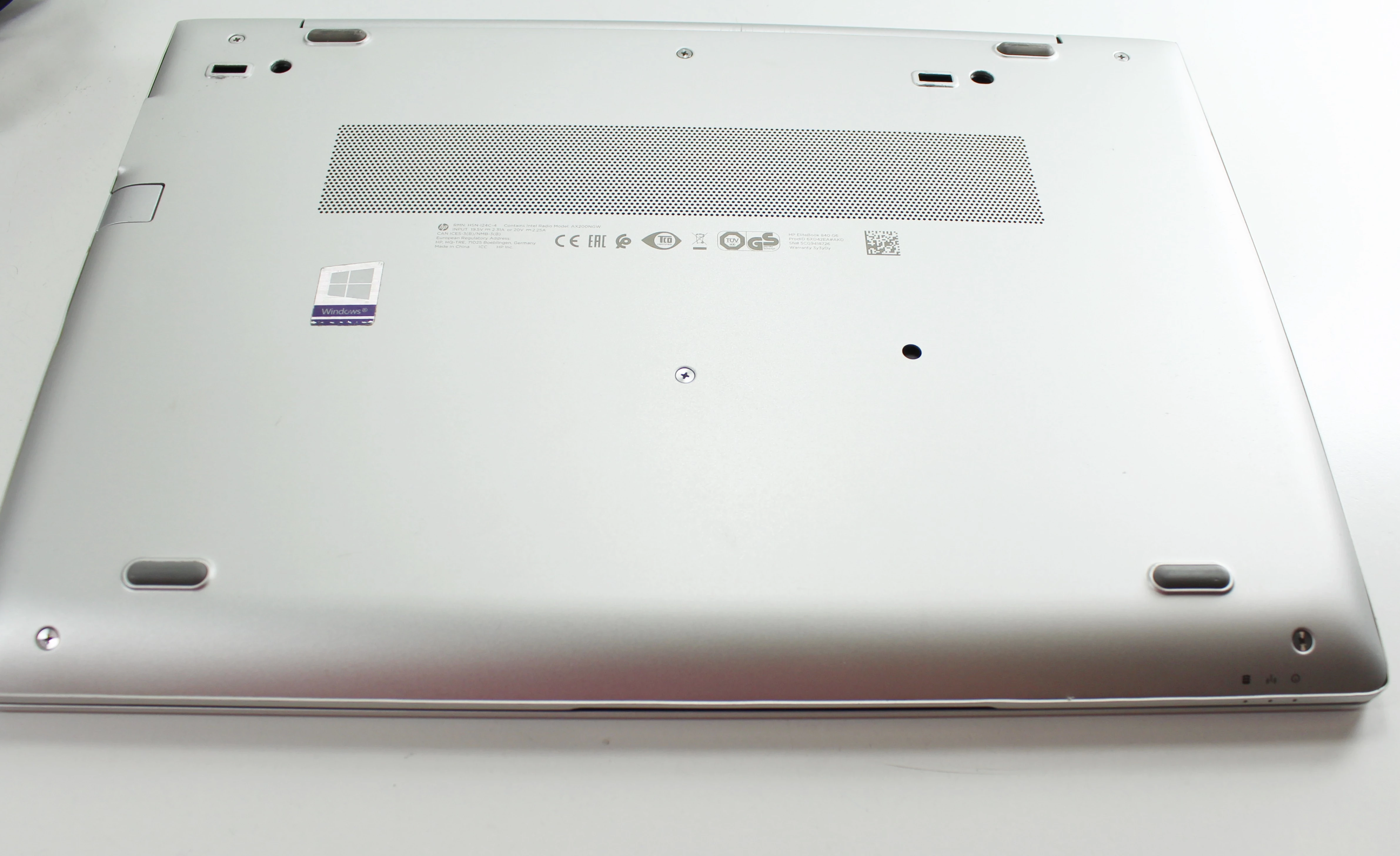 laptop-hp-elitebook-840-8gb-ram-ax200ngw-przekatna-ekranu-14