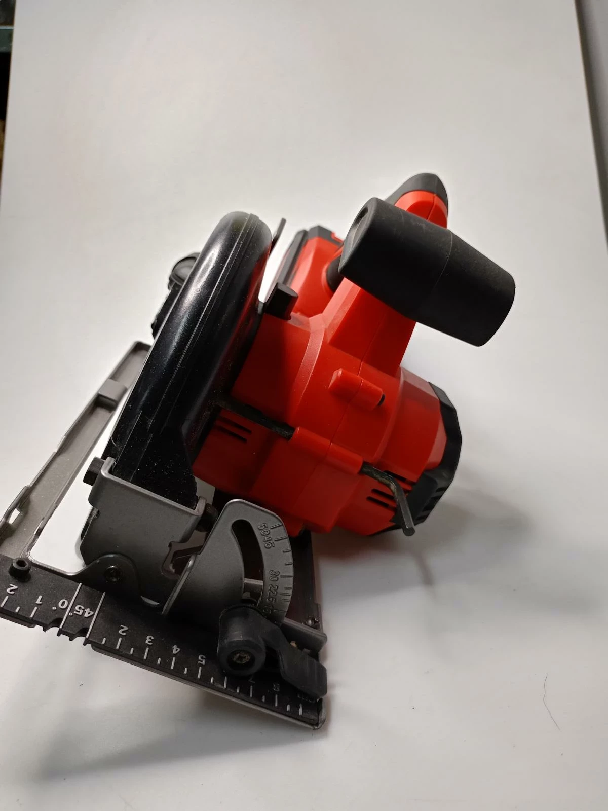 pilarka-ferm-csm-1047-akumulator-kod-producenta-csm1047