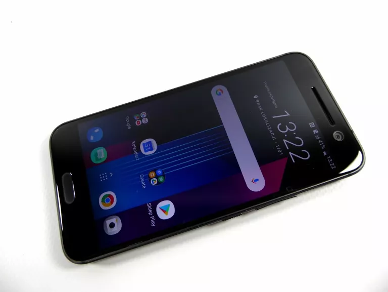 TELEFON HTC 10 4/32GB OPIS