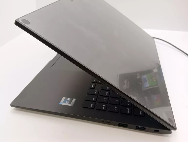 LAPTOP LG GRAM 16Z90R - G.AA55Y I5