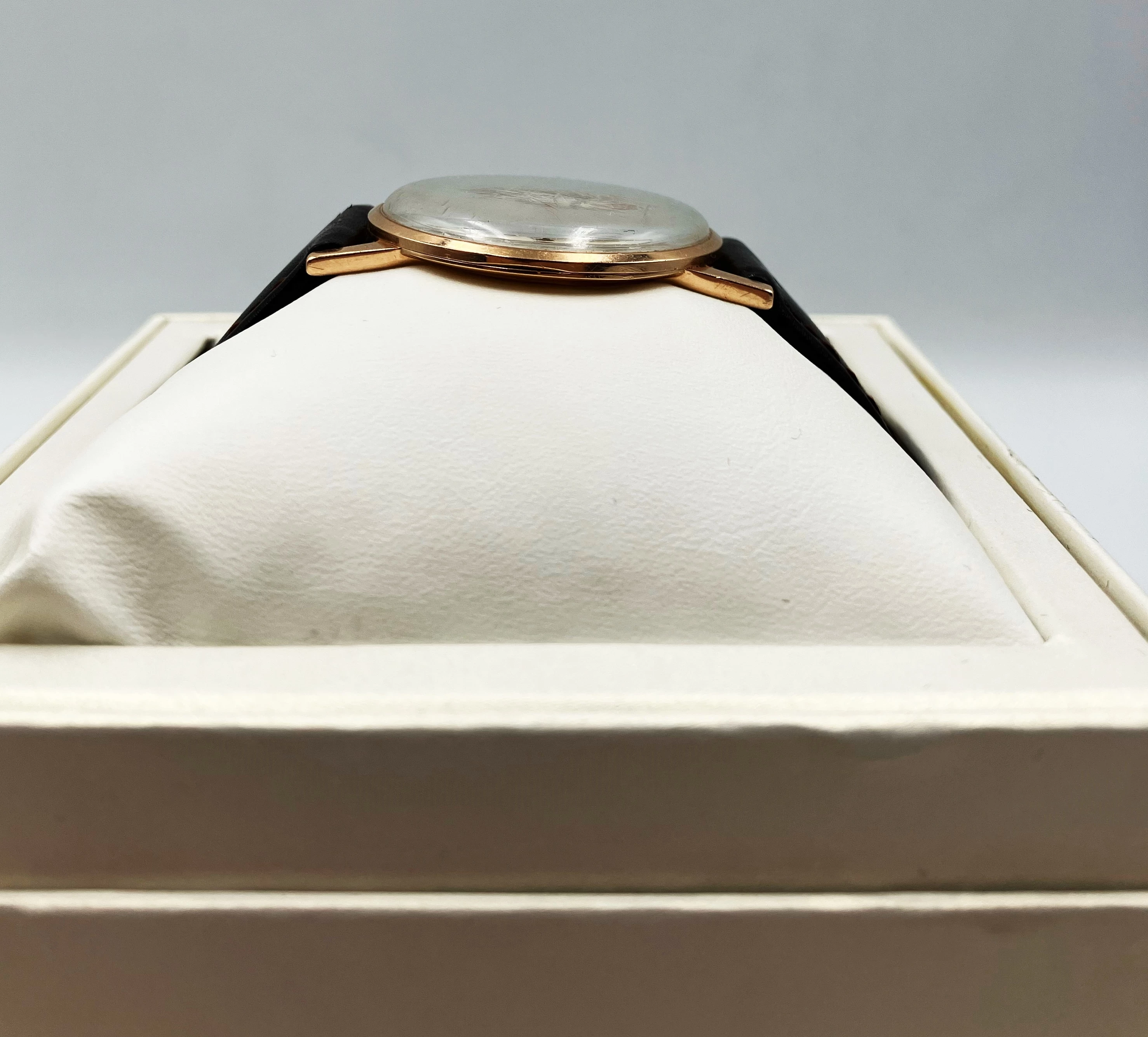 zloty-zegarek-lucz-pr-585-14k-w-2028-gr-powstancow-slaskich-122-wroclaw