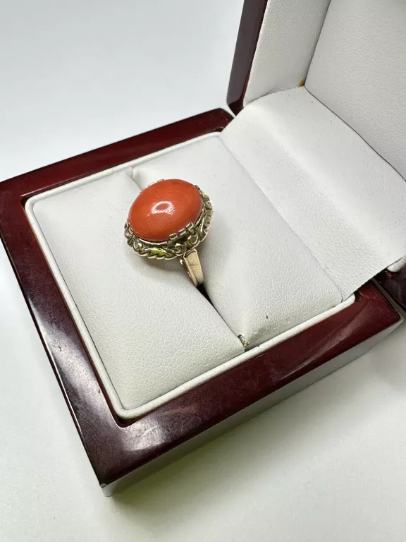 piekny-zloty-pierscionek-z-koralem-585-335-rozmiarsrednica-wew-mm-101567