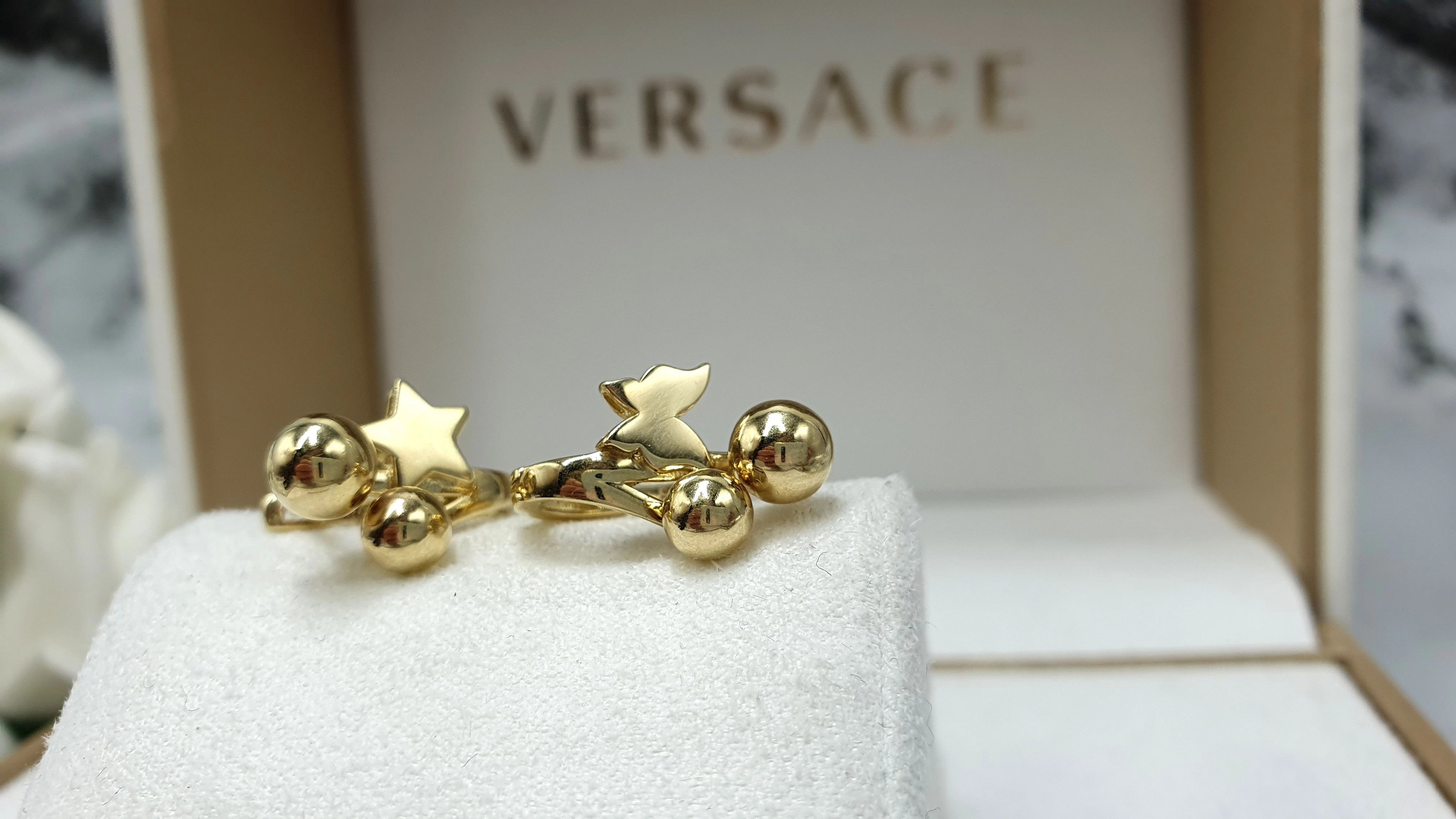 zlote-kolczyki-wiszace-kulki-z-motylem-397585-ean-gtin-5904873906559